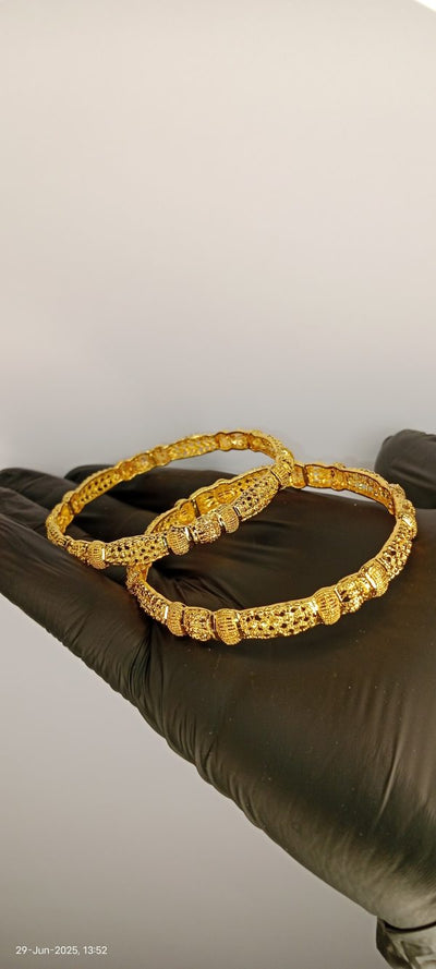 Luxurious Gold Plated Bangle Set