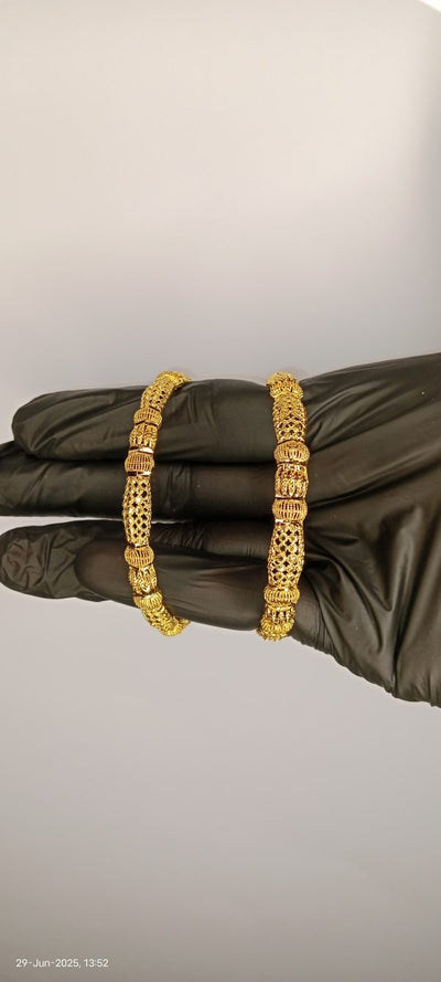 Luxurious Gold Plated Bangle Set